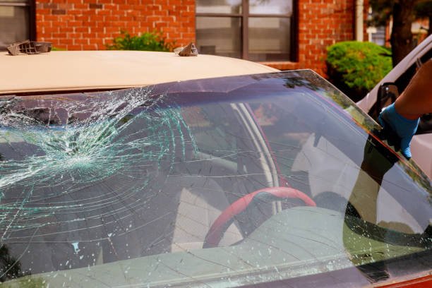 Windshield Repair Laguna Hills CA - Get Auto Glass Repair and Replacement Services with Fast OC Auto Glass