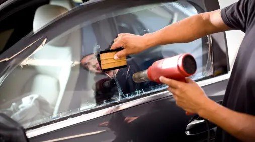 Windshield Repair Aliso Viejo CA - Expert Auto Glass Repair and Replacement Services